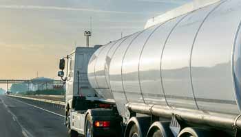 chemikalien transport lkw laster px